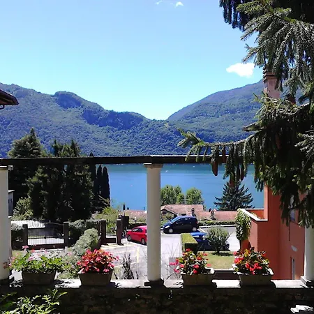 Panzió Le Colombine Abbadia Lariana