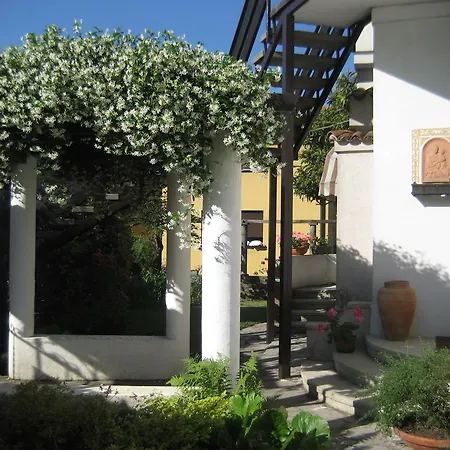 Panzió Le Colombine Abbadia Lariana